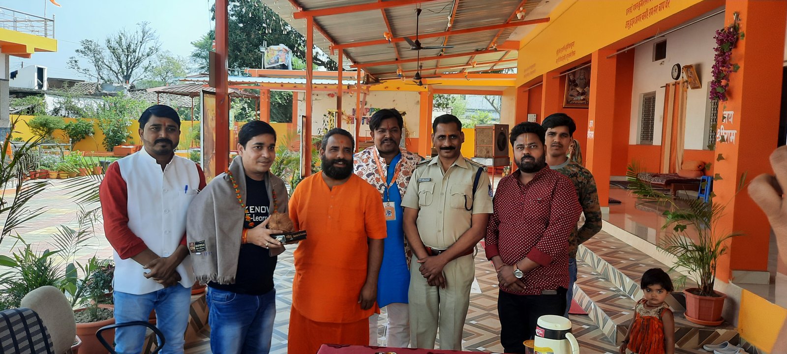 अखिल भारतीय ब्राह्मण एकता परिषद के राष्ट्रीय कोषाध्यक्ष पंडित हरि शुक्ला ज
